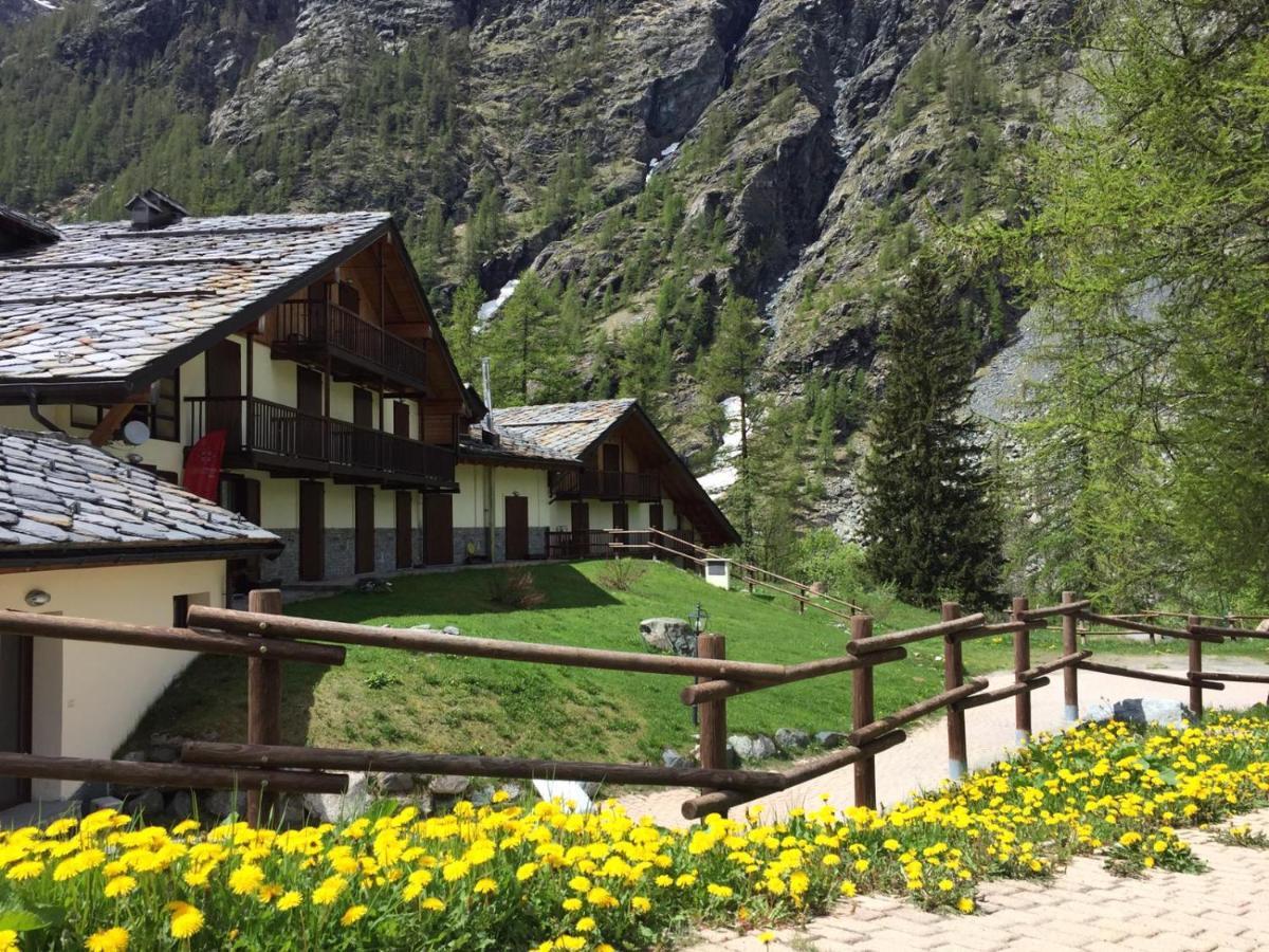Residence Dei Walser Gressoney-La-Trinite Exterior photo